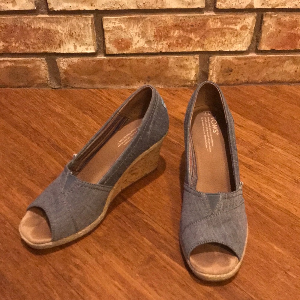 Toms Peep-Toe Wedges